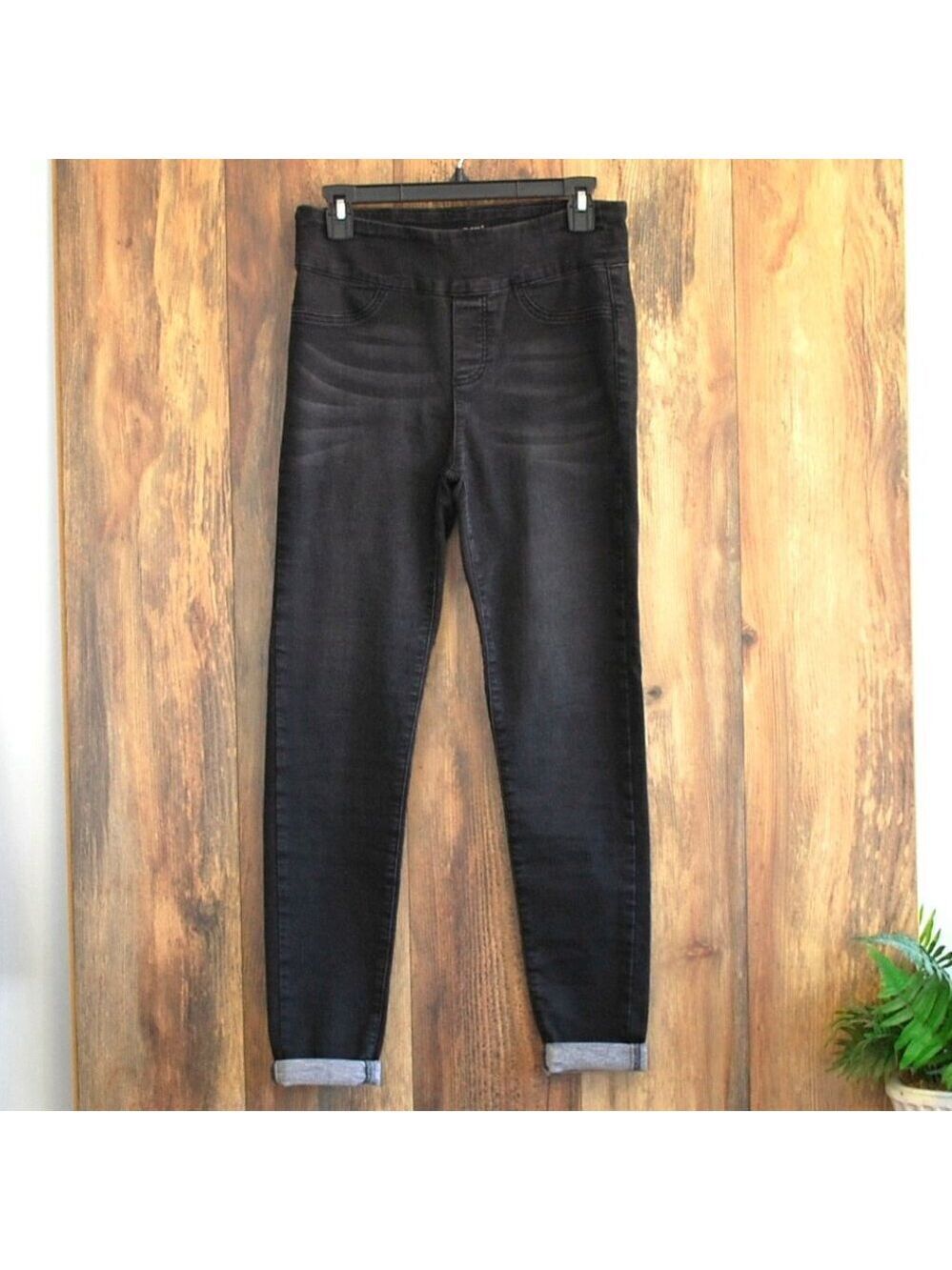 Grace and Lace Pull On Stretch Waist Ankle Skinny Jeans Black 8
